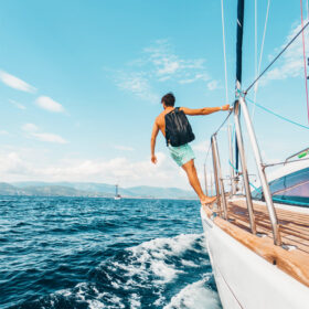 Schnell und unkompliziert zum Bootsführerschein Schnell und unkompliziert zum Bootsführerschein